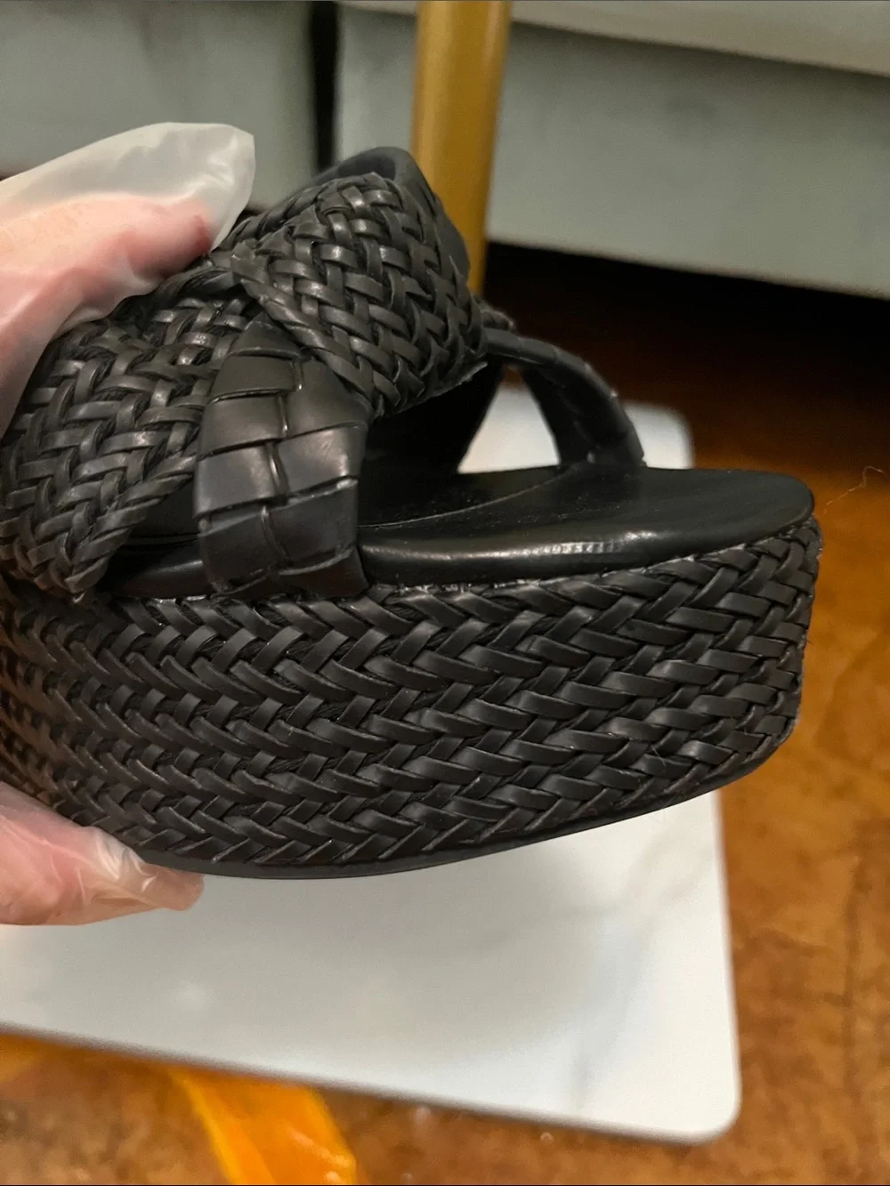 GUESS Black Woven Knot Platform Slide Sandals NEW size US 8 women’s